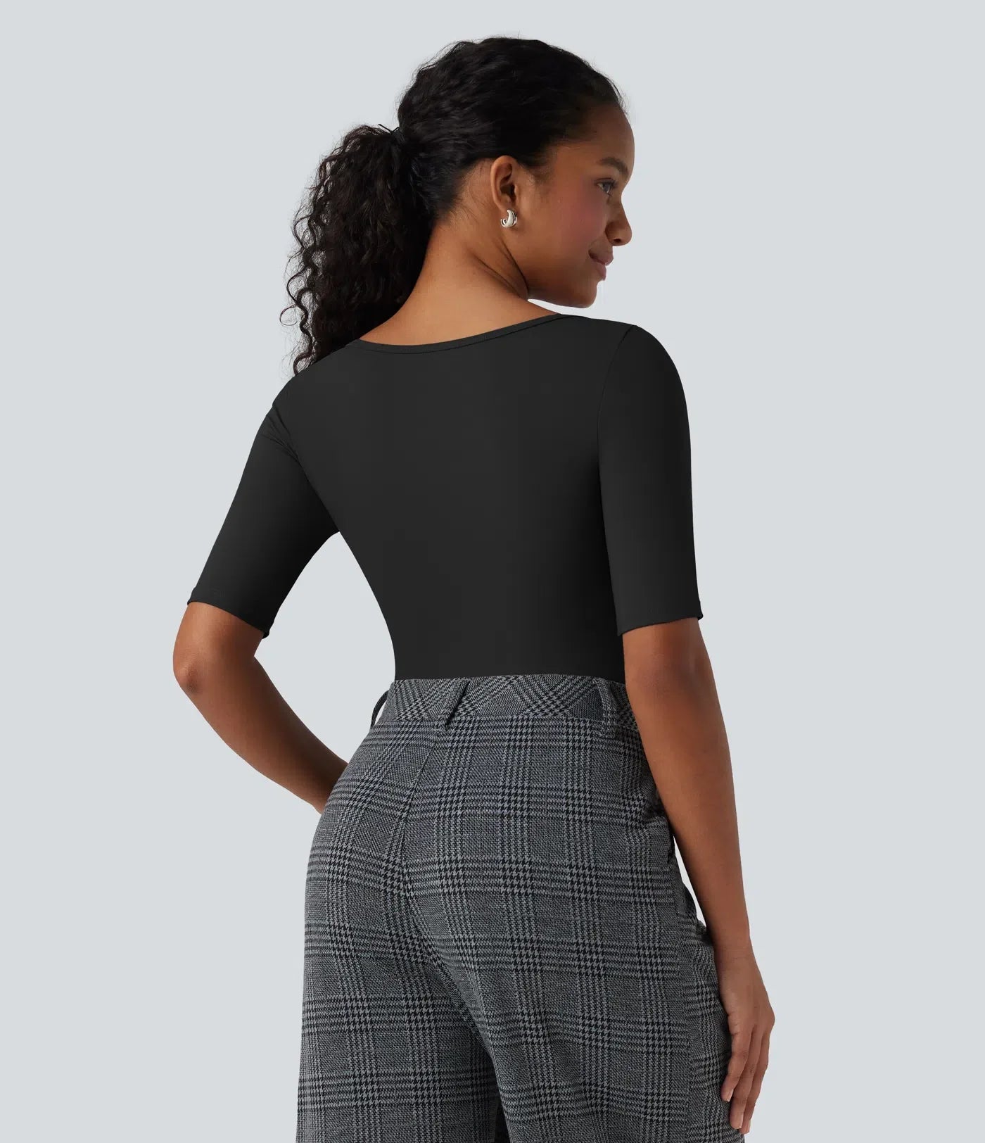 Haurelle Airy™ – Soft Touch V-Neck Shirt