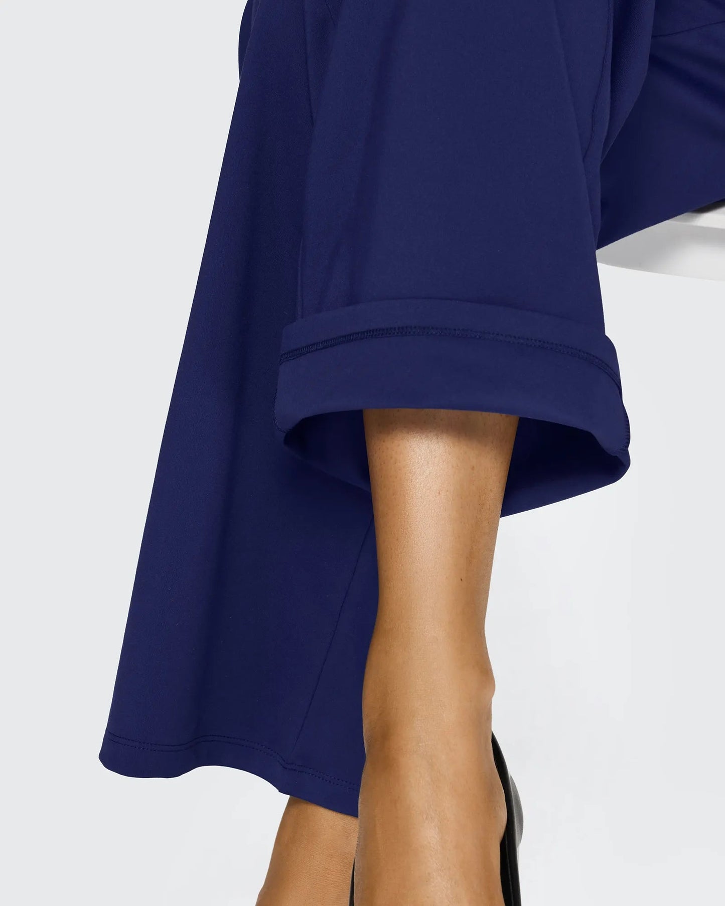 Haurelle UltraFlow™ – Sculpt Flared Pants